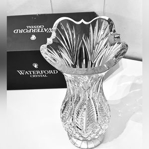 VINTAGE WATERFORD BLUEBELL CRYSTAL FLOWER VASE 14”